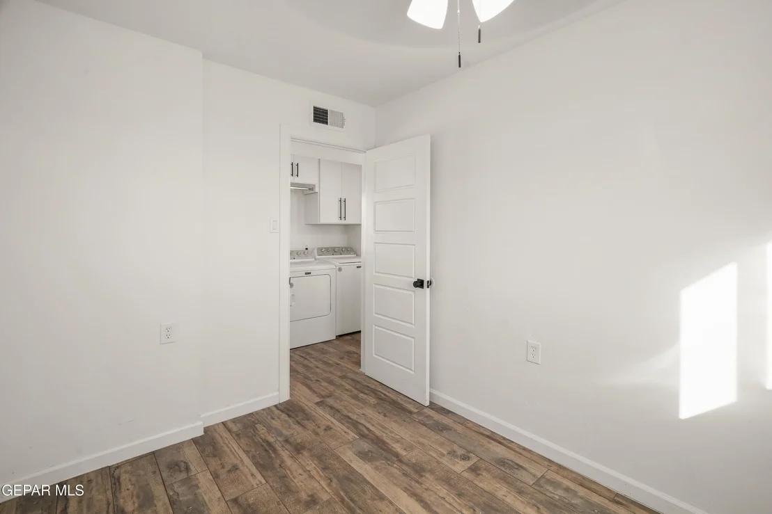 Photo of 4401 BUCKINGHAM Drive