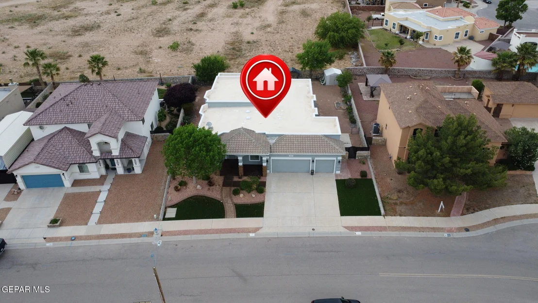 Photo of 12917 FIRE FIGHTER Drive