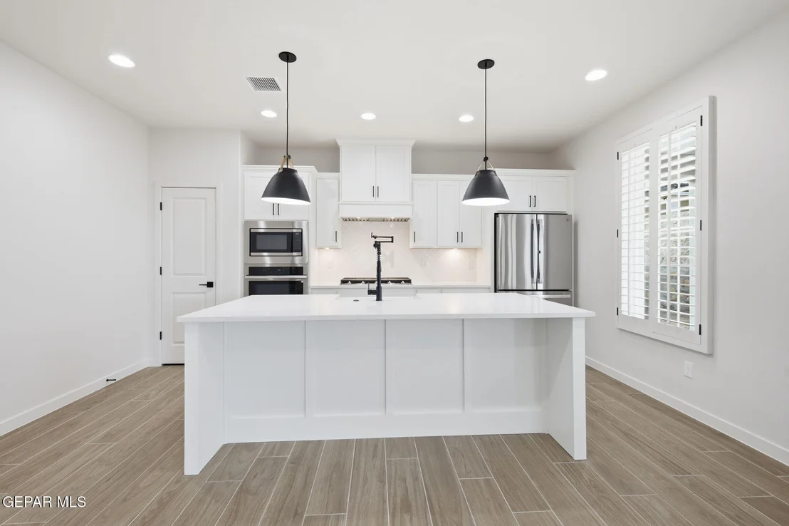 Photo of 14473 Desert Wind Drive