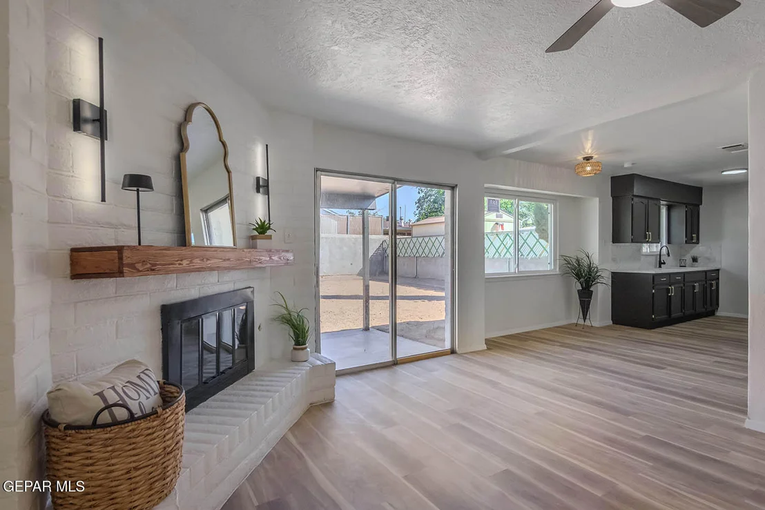 Photo of 2820 BEACHCOMBER Drive