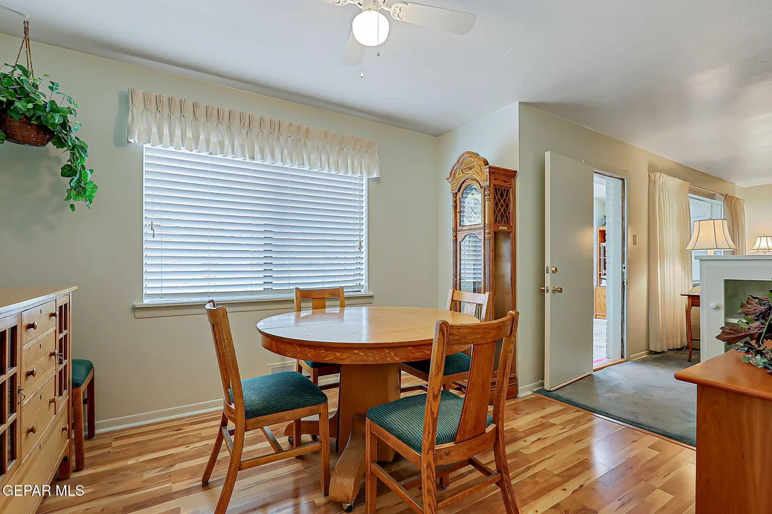 Photo of 313 GRANADA Avenue