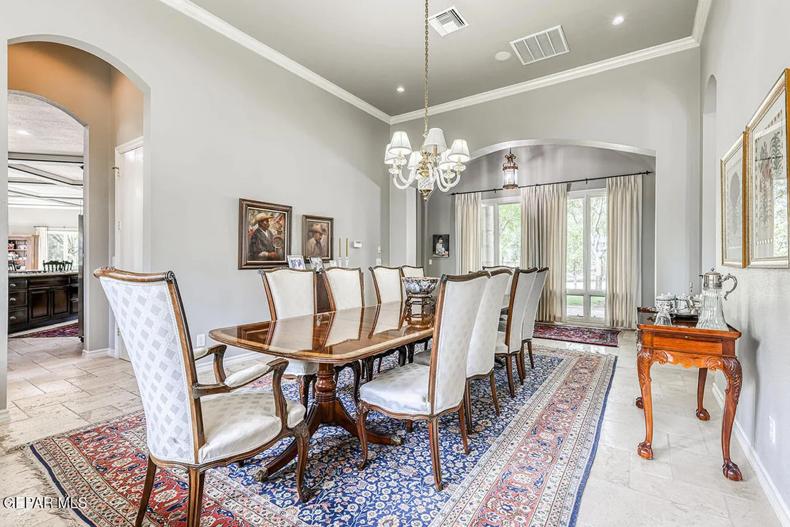 Photo of 656 COX Road