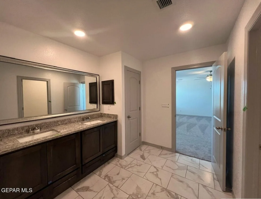 Photo of 10716 AARON Street
