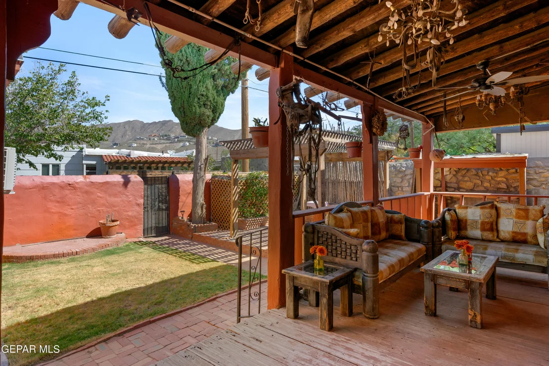Photo of 515 GREGORY Avenue