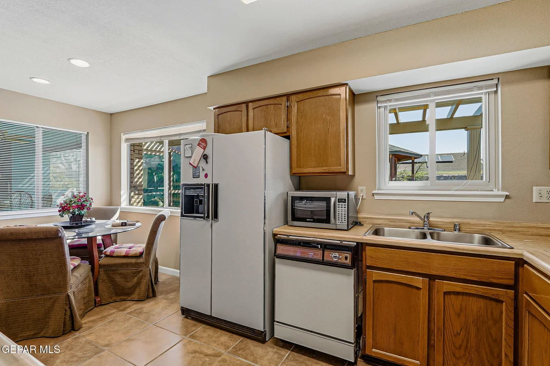Photo of 824 AGUA CALIENTE Drive