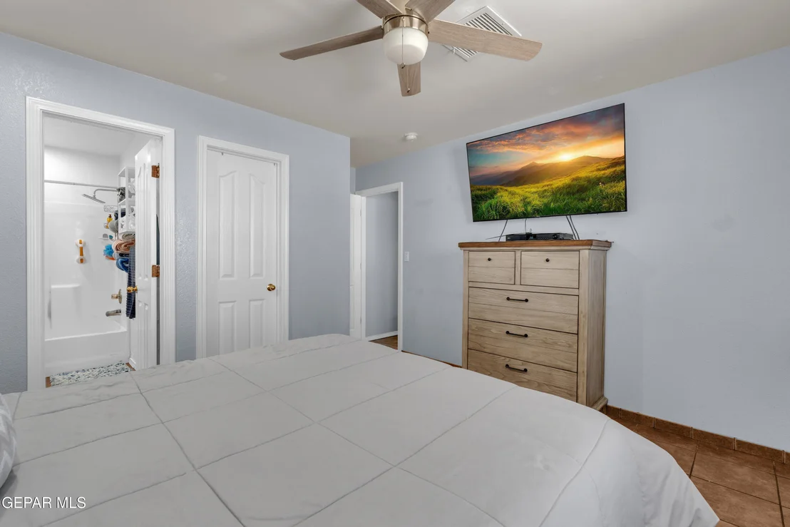 Photo of 10300 Valle Suave Drive