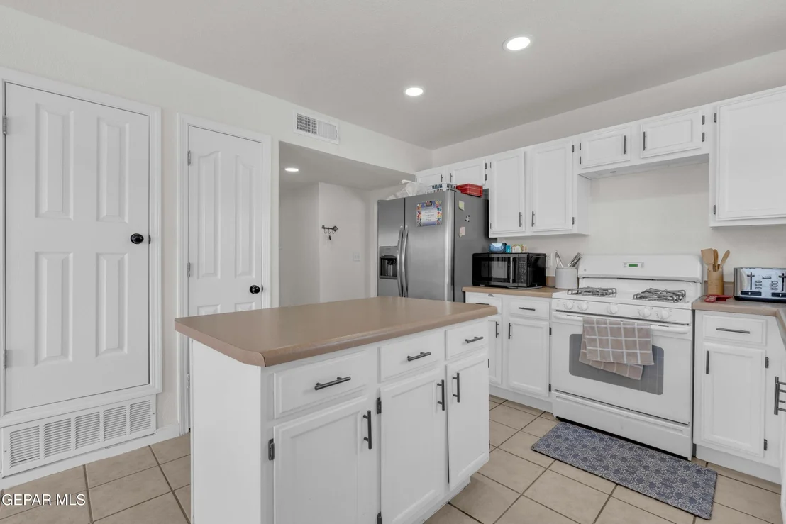 Photo of 14012 Lago Azul Street