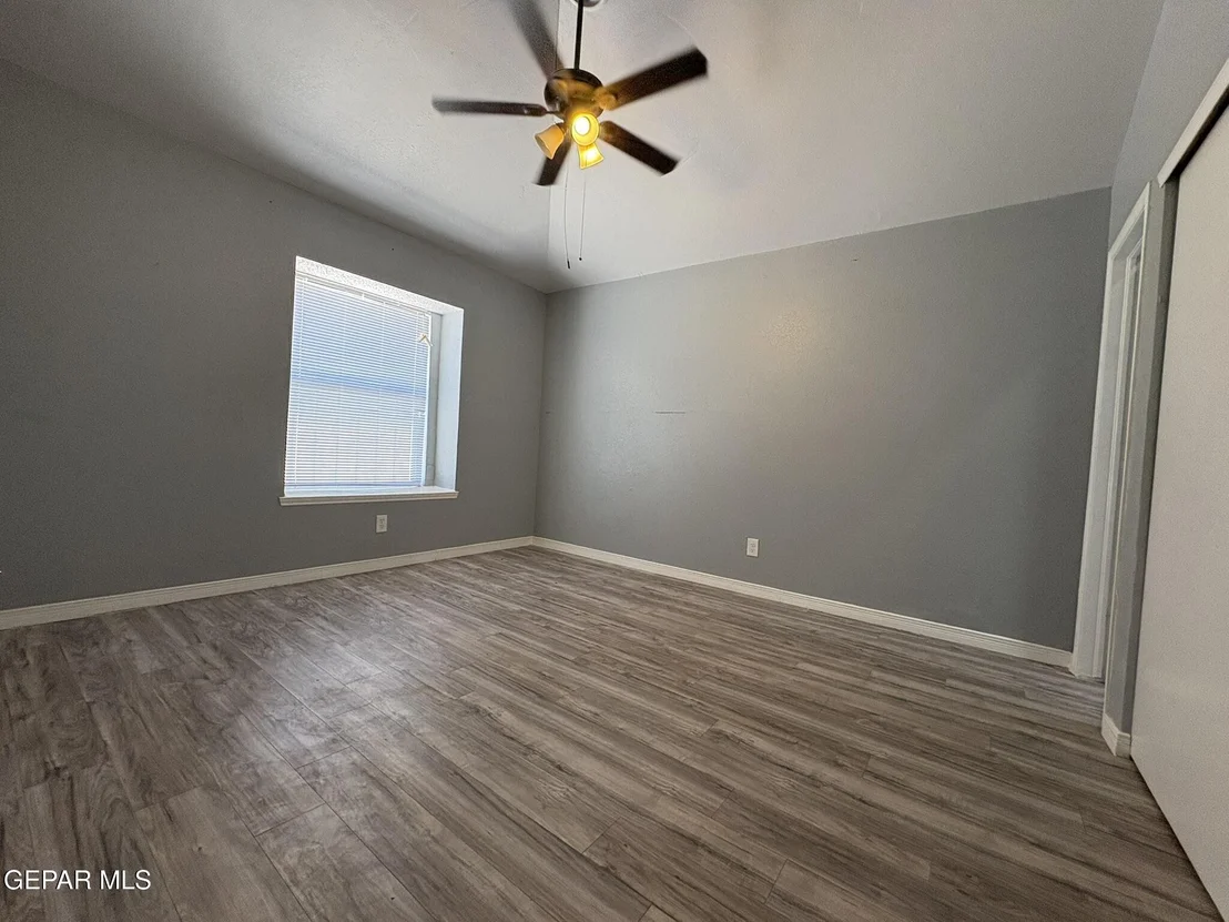 Photo of Unit A at 1550 GREG POWERS Drive