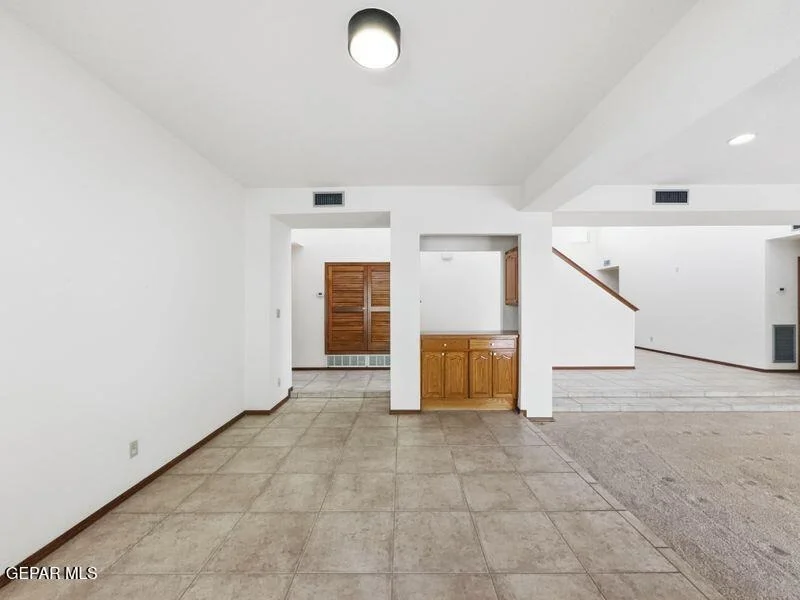 Photo of 1092 THUNDERBIRD Drive