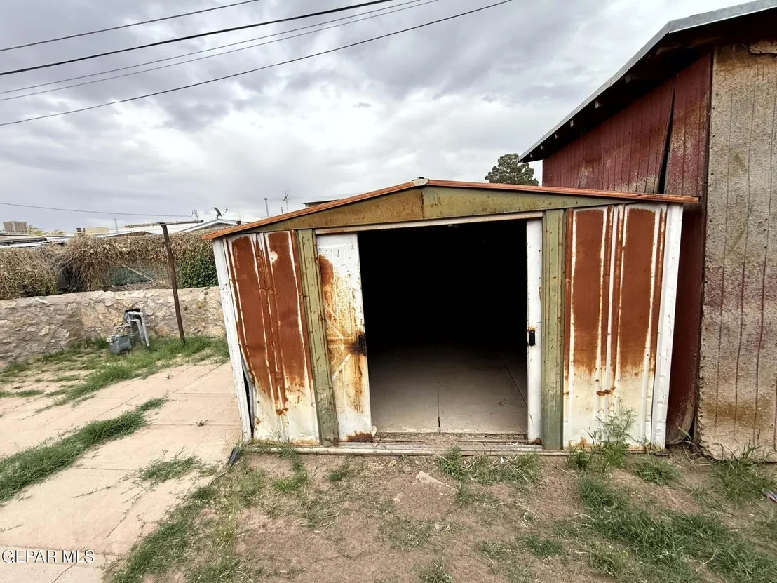 Photo of 228 MANGO Road