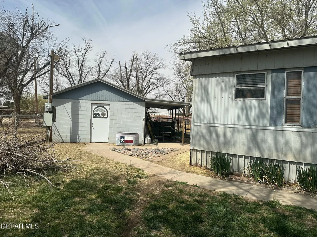 Photo of 8701 Hickory Lane