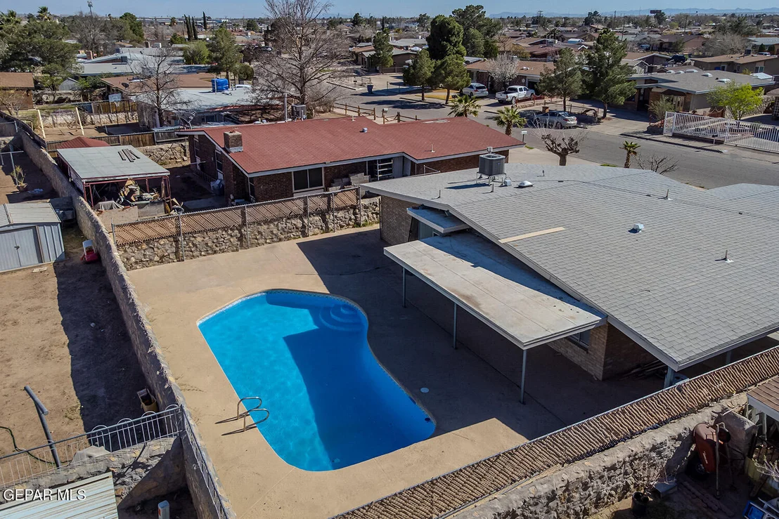 Photo of 8747 PLAINS Drive