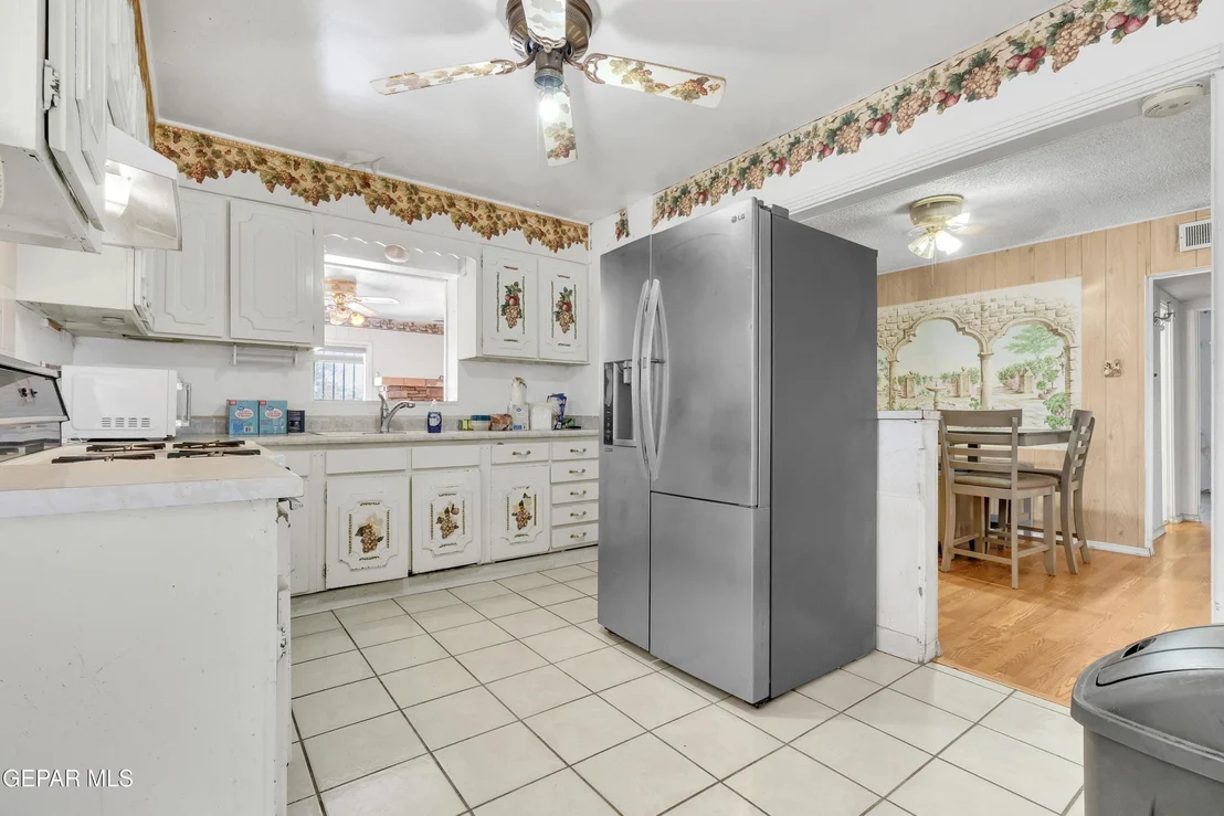 Photo of 5013 Flower Drive