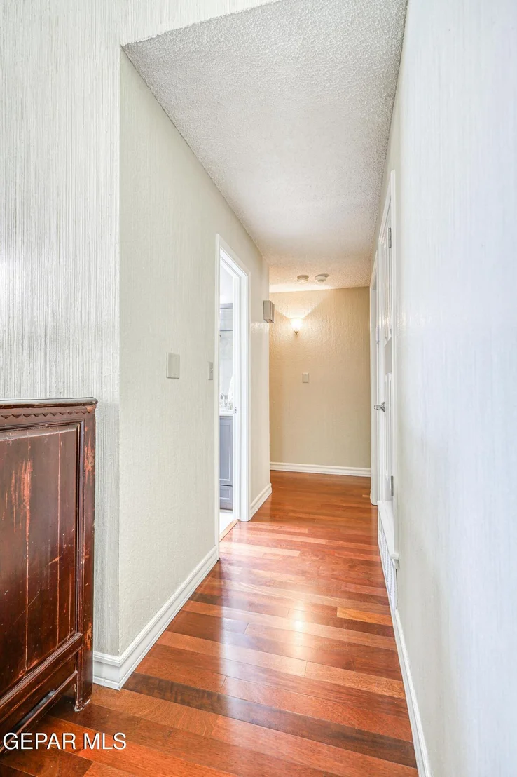 Photo of 7225 Rochester Drive