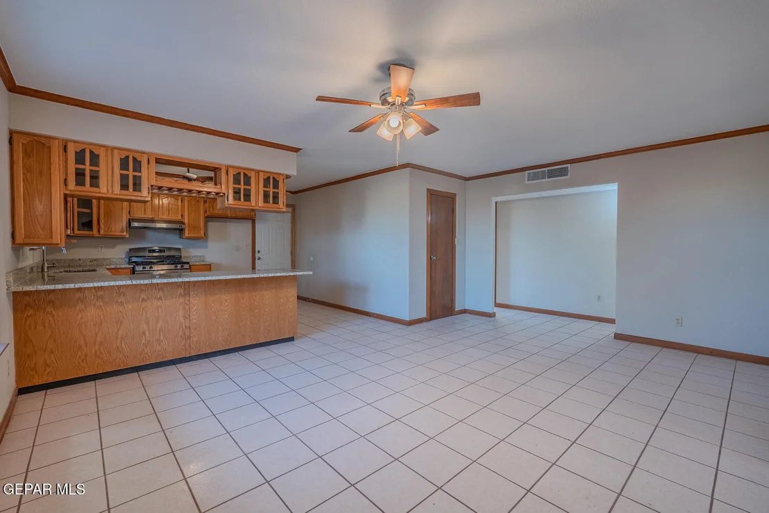Photo of 11640 Peters Road