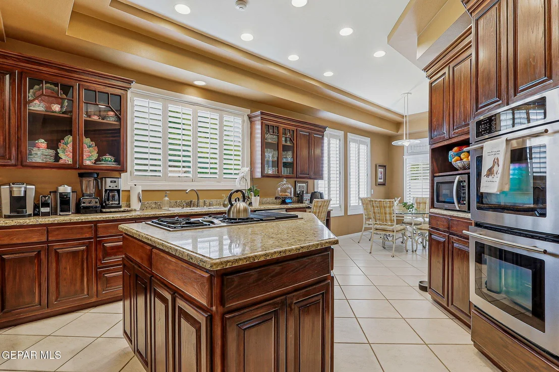 Photo of 5806 DIAMOND POINT Circle