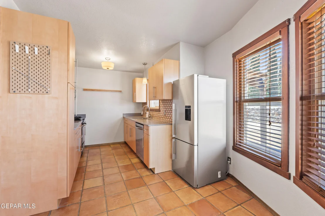 Photo of 903 AGUA CALIENTE Drive