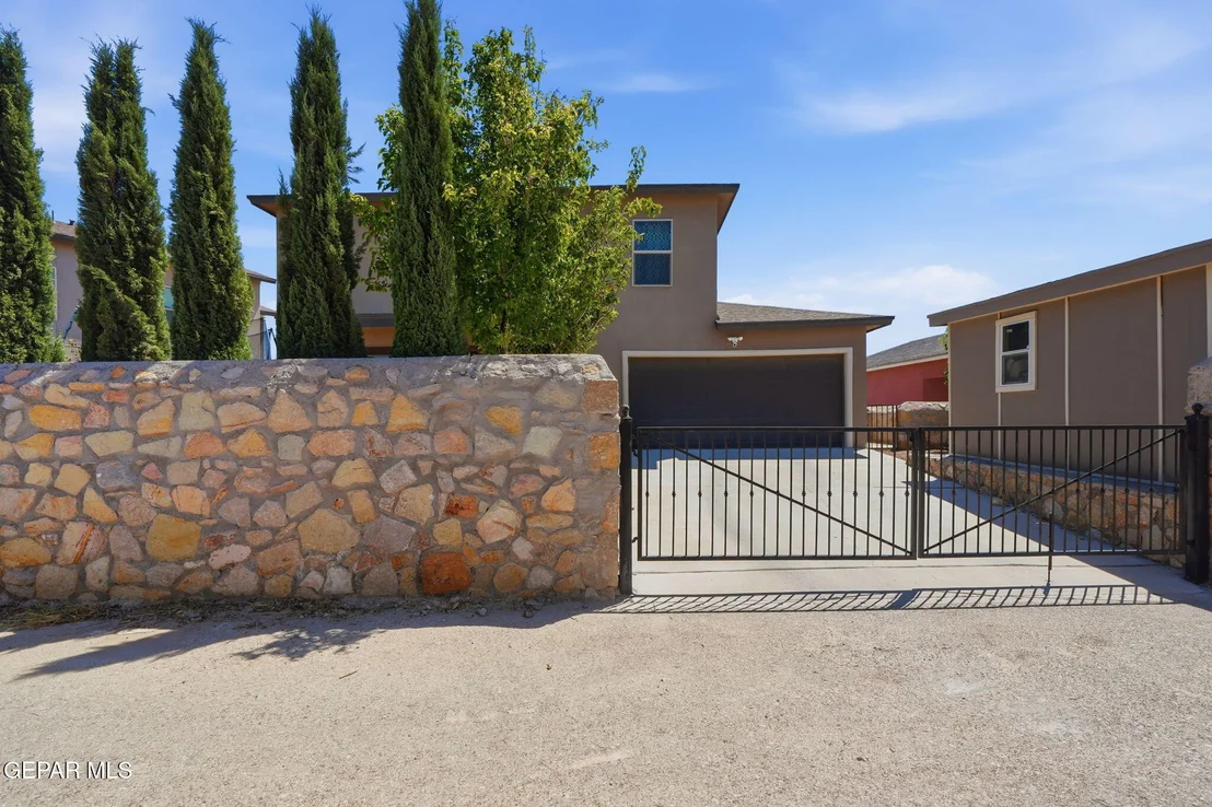 Photo of 6429 SARA BETH Place