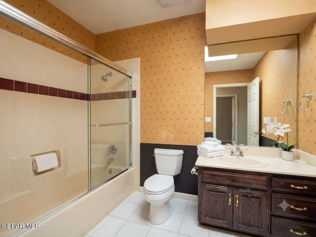 Photo of 6261 LOS BANCOS Drive