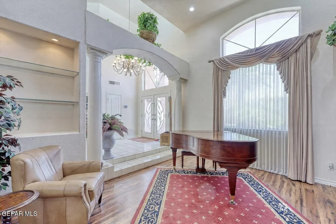 Photo of 1361 GATE Place