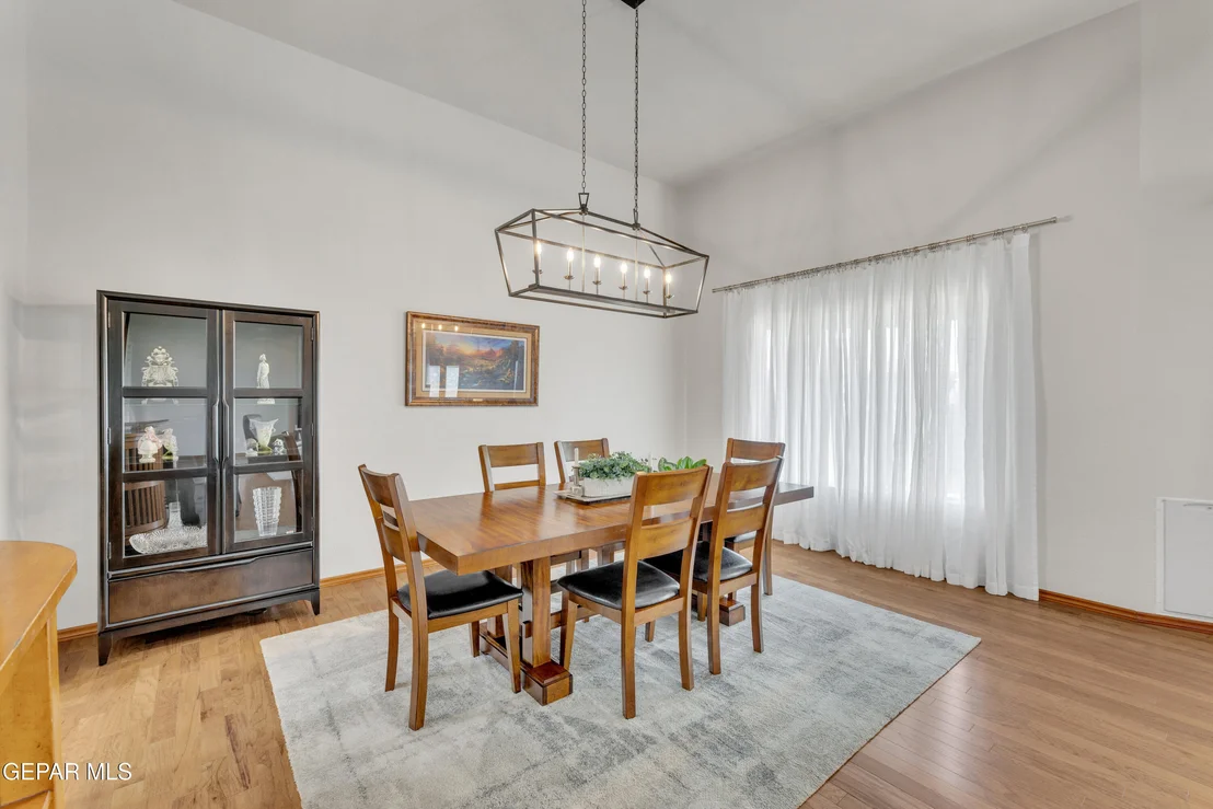 Photo of 7016 TOLUCA Drive