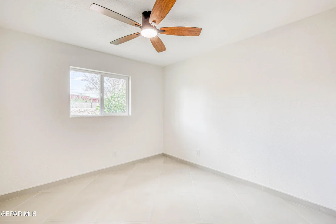 Photo of 712 CARABINAS Way