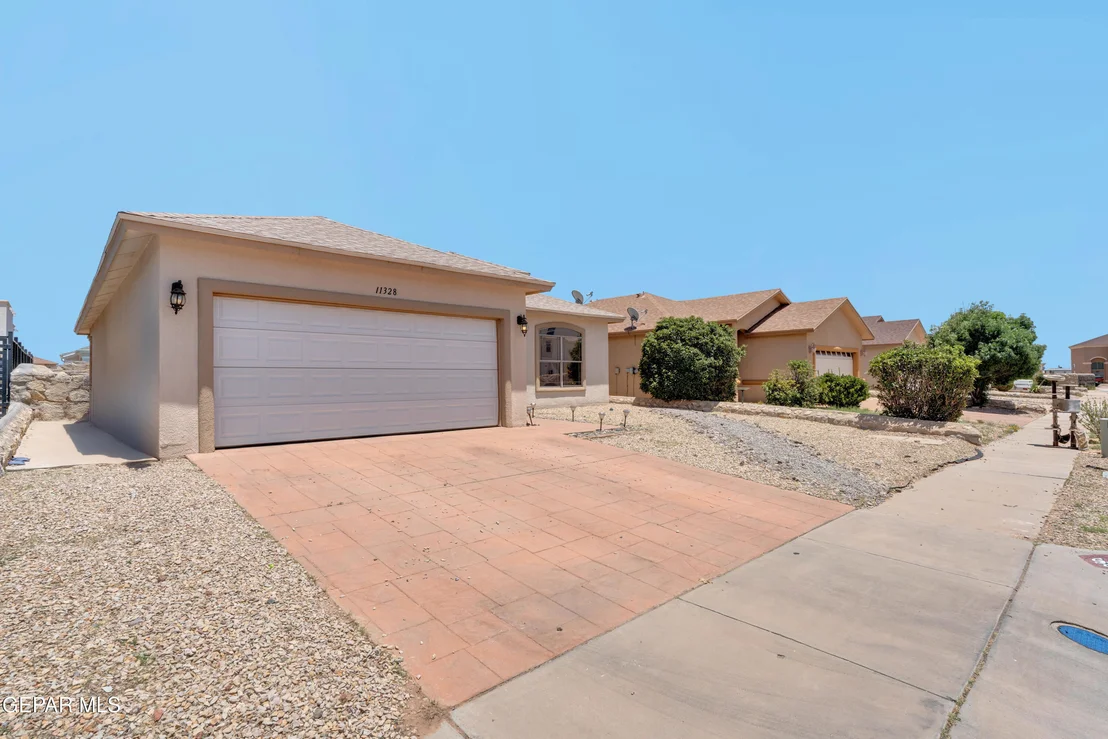 Photo of 11328 ROBERT LENNOX Drive
