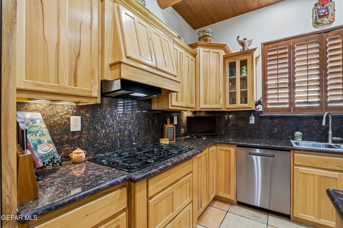 Photo of 1133 CALLE LOMAS Drive