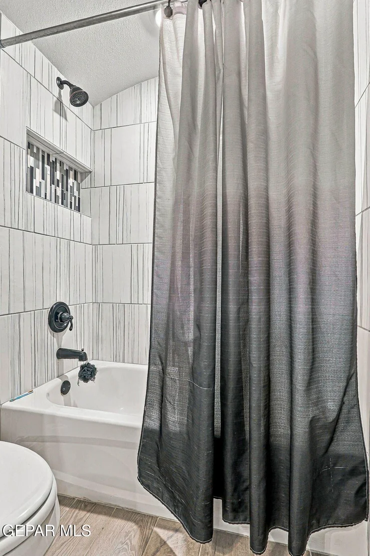Photo of 7304 GLACIER Drive