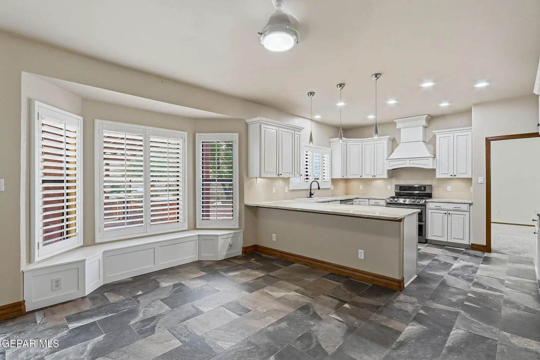 Photo of 5570 BUCKLEY Drive