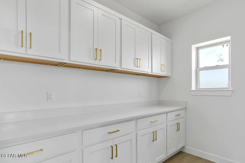 Photo of 3761 Scheme Place