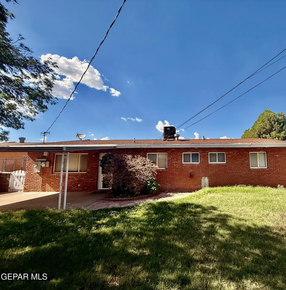 Photo of 5828 STURGEON DR Drive