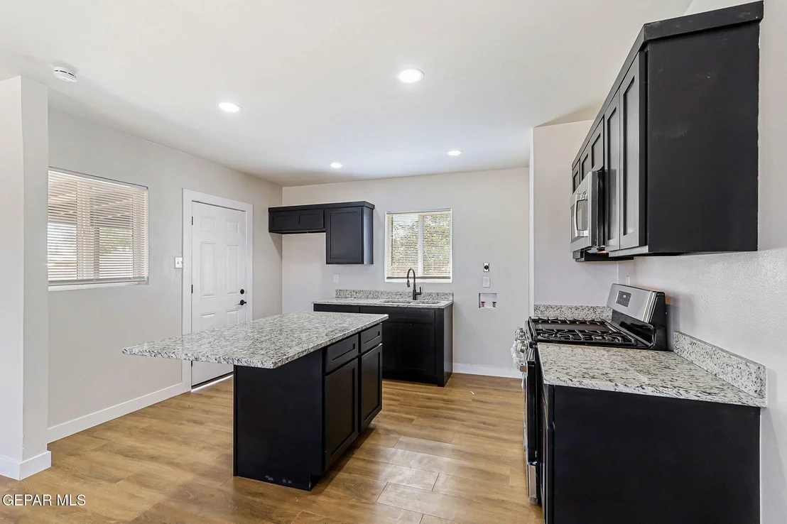 Photo of 5104 Mount Abbott Drive