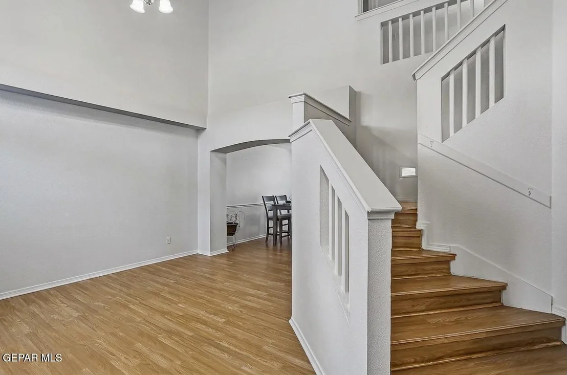 Photo of 680 Sequeiros Court