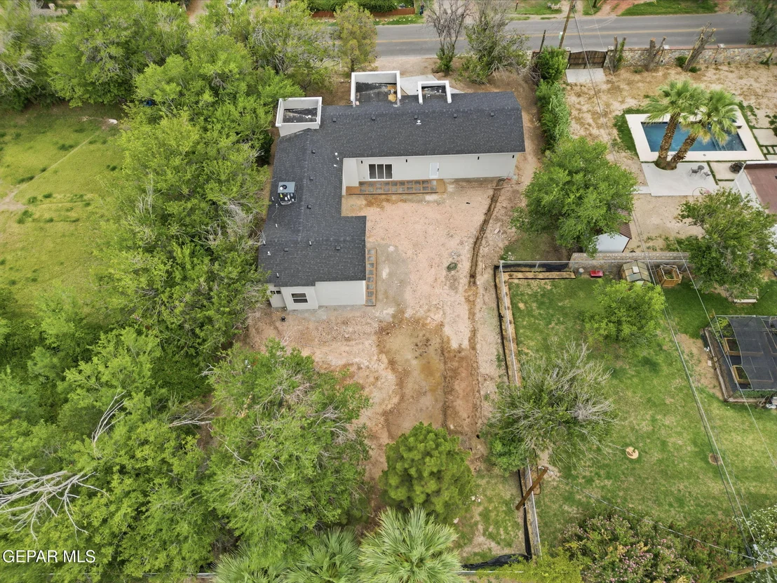 Photo of 115 BIRD Avenue