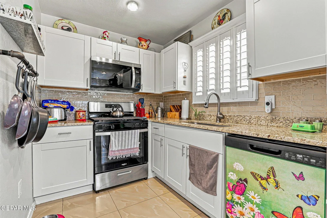Photo of 905 MADTONE Drive
