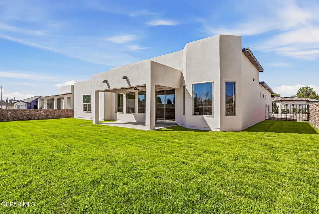 Photo of 5440 Dougallan Lane