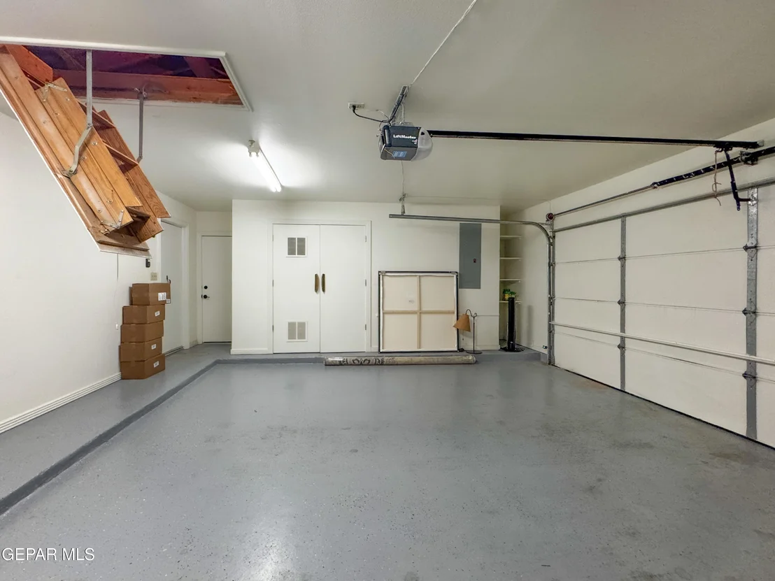 Photo of 1114 Los Jardines Circle