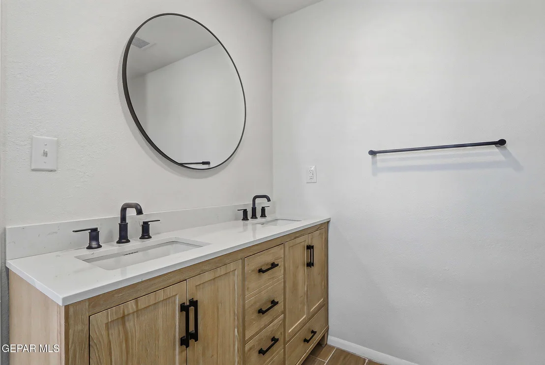 Photo of 3216 Beachcomber Drive