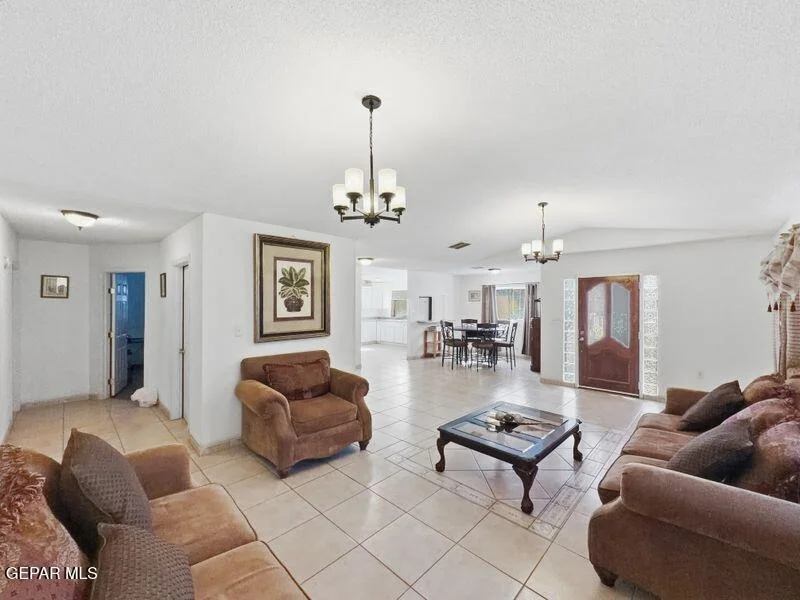 Photo of 445 Suzi Way