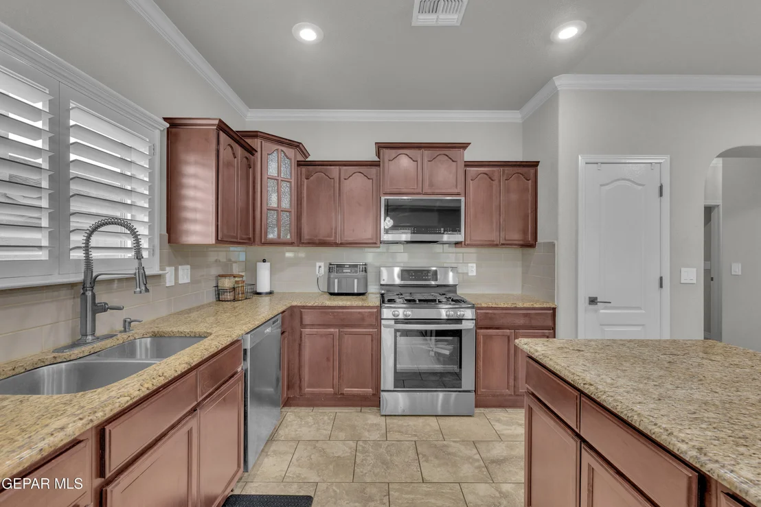 Photo of 7532 WOLF CREEK Drive