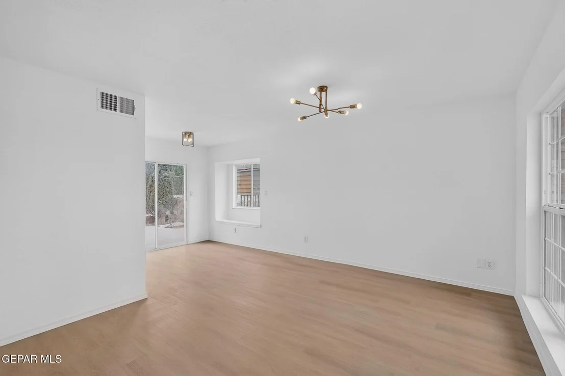 Photo of 12036 KINGS CREST Drive