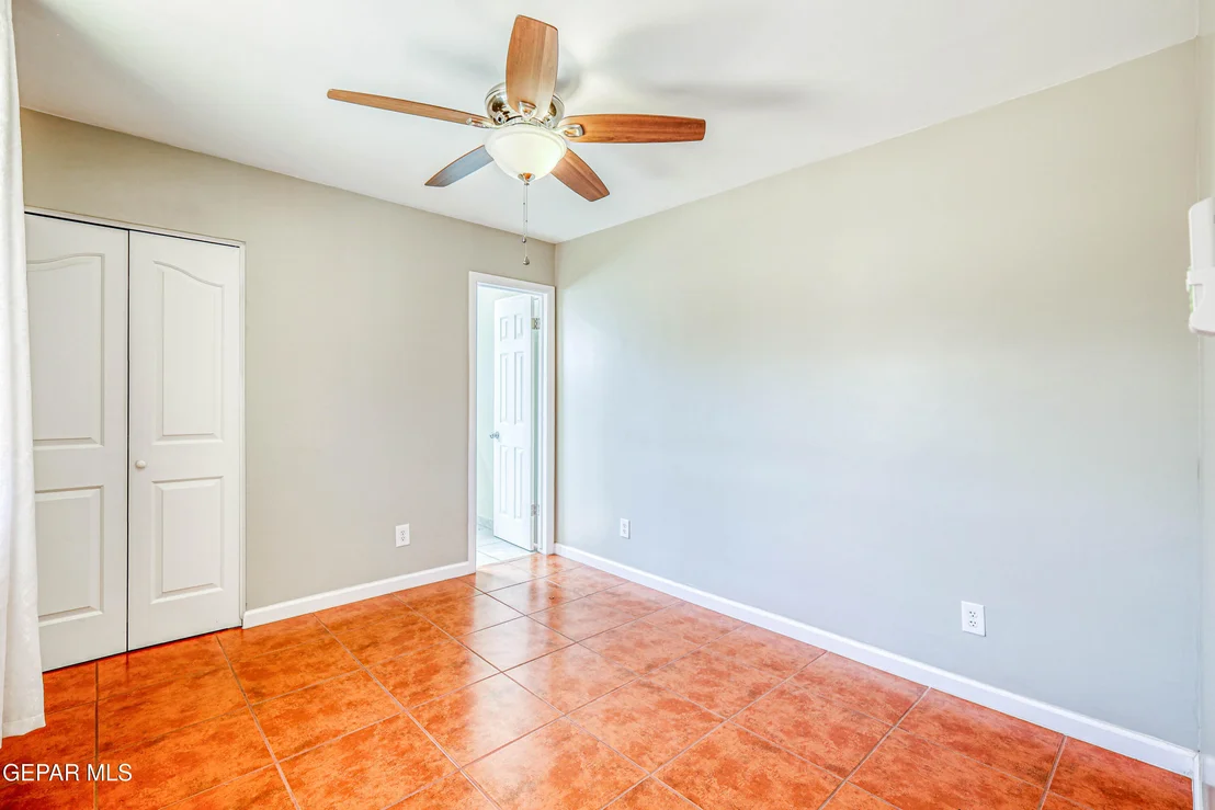 Photo of 3223 Suffolk Road