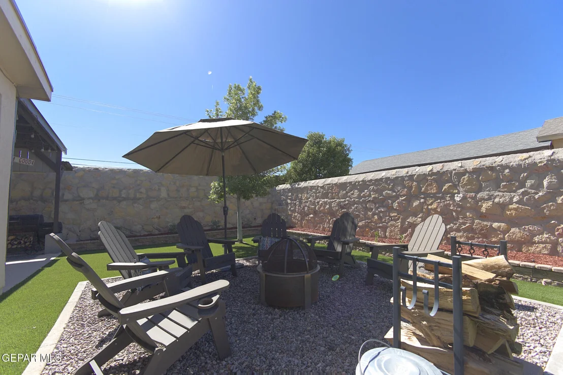 Photo of 987 GRANDEVOLE Drive