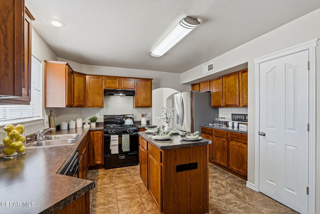 Photo of 7200 COPPER NAIL Lane