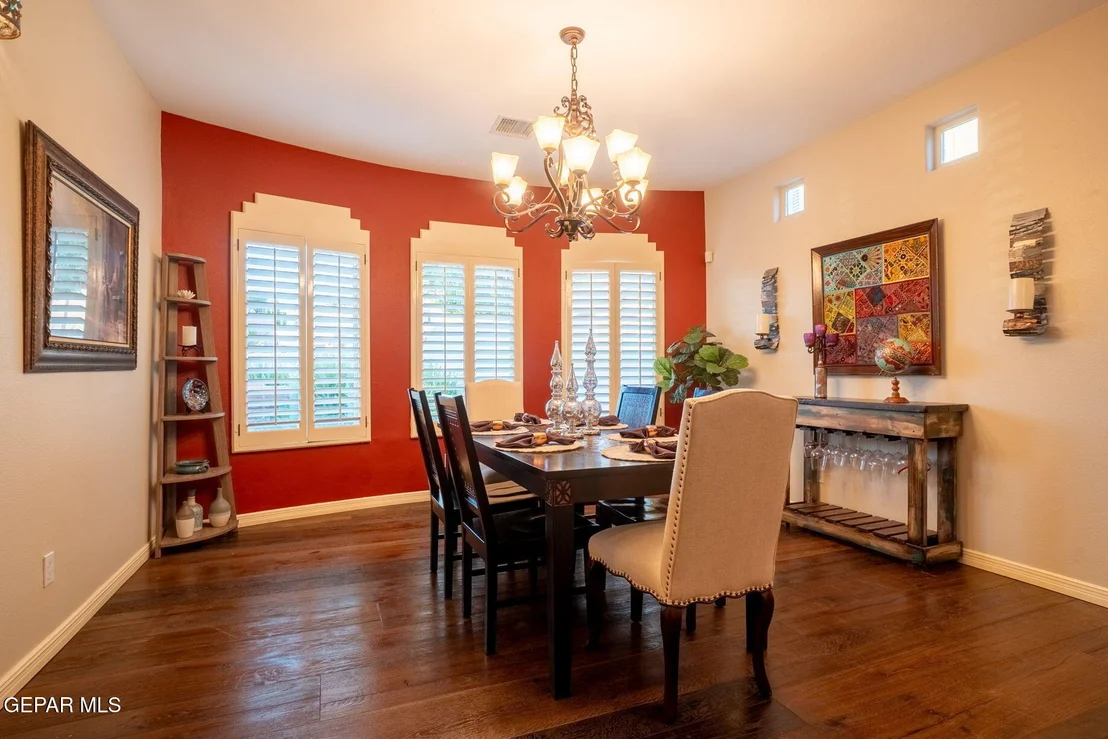 Photo of 5804 Sundale Road