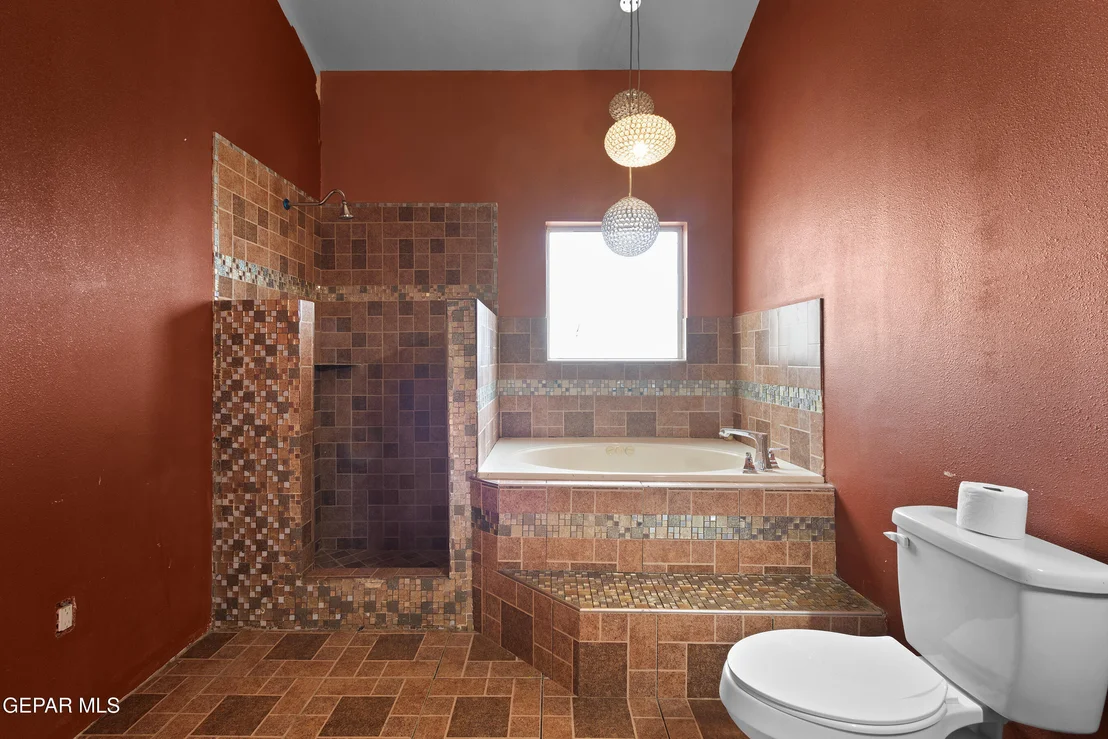Photo of 360 Judge Bean Circle