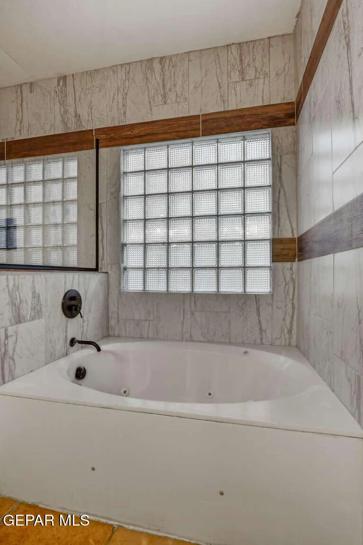 Photo of 12404 PASEO LARGO Circle