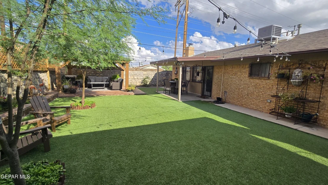 Photo of 3629 BRECKENRIDGE