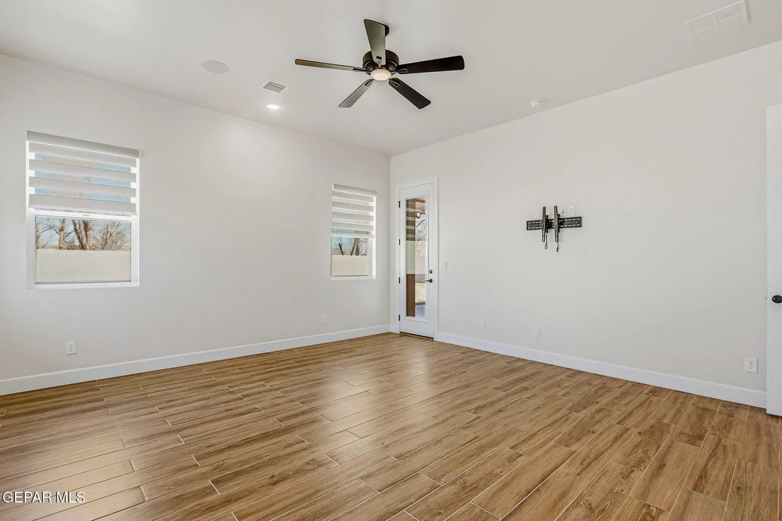 Photo of 12329 SUGDEN Road